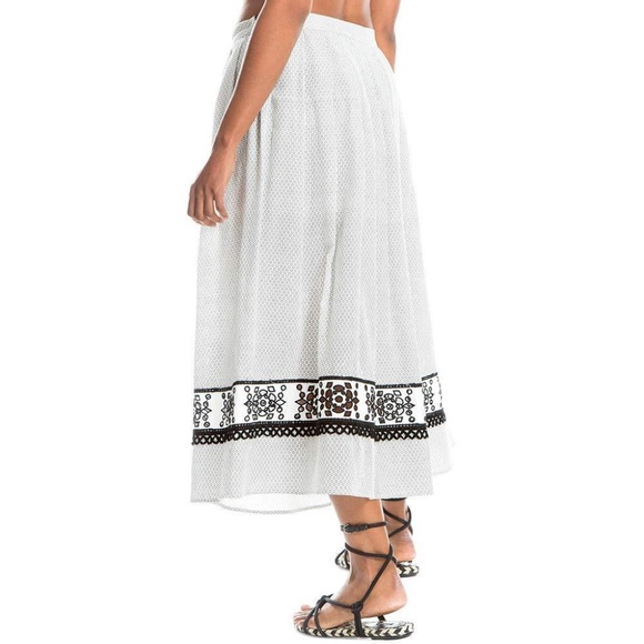 Max Studio White London Cotton Pleated Skirt - Picture 2 of 11